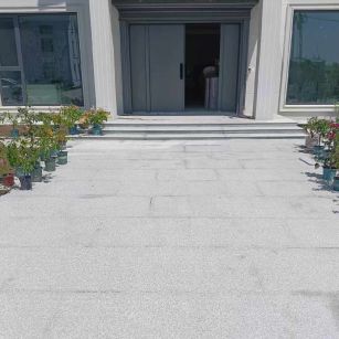 湖南 芝麻白花岗岩地铺石地面铺装