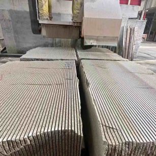 湖南 车间生产日常，黄金麻白麻花岗岩