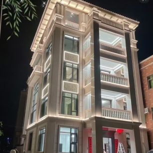 湖南 芝麻白花岗岩别墅外墙夜间效果