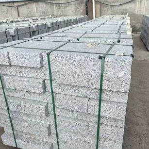 湖南 白麻花岗岩路沿石，弧形路沿石，道牙石，马路牙子，界石，路缘石，平沿石，直岩石，平缘石等