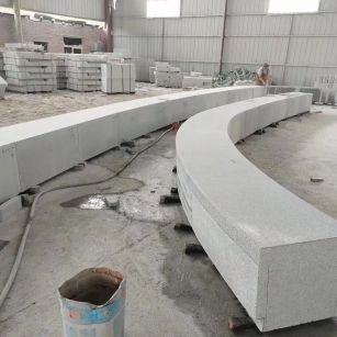 湖南芝麻白花岗岩石板材 园林光面弧形坐凳