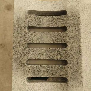 湖南 芝麻白拉丝面花岗岩U型开槽排水槽