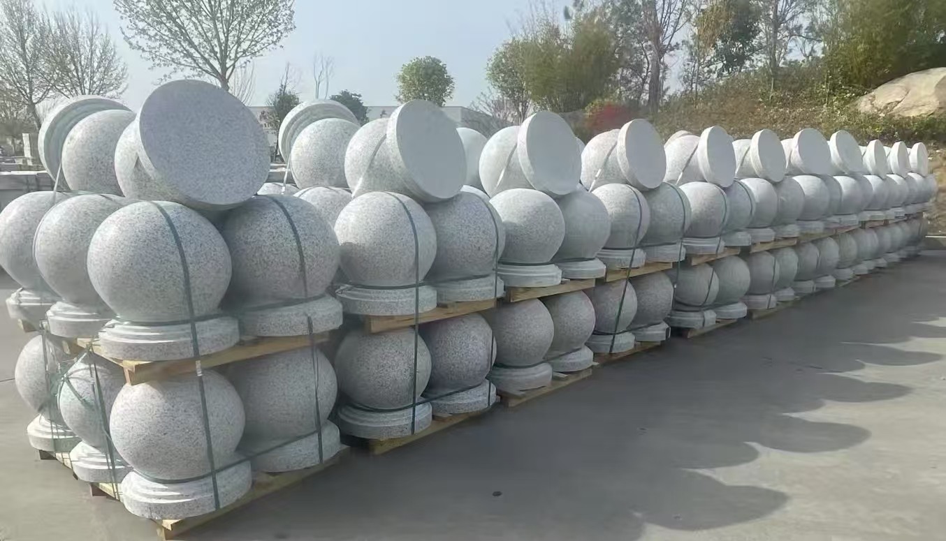 湖南 白麻花岗岩石材圆球，石球，挡车球，隔离球，景观石球，风水球等