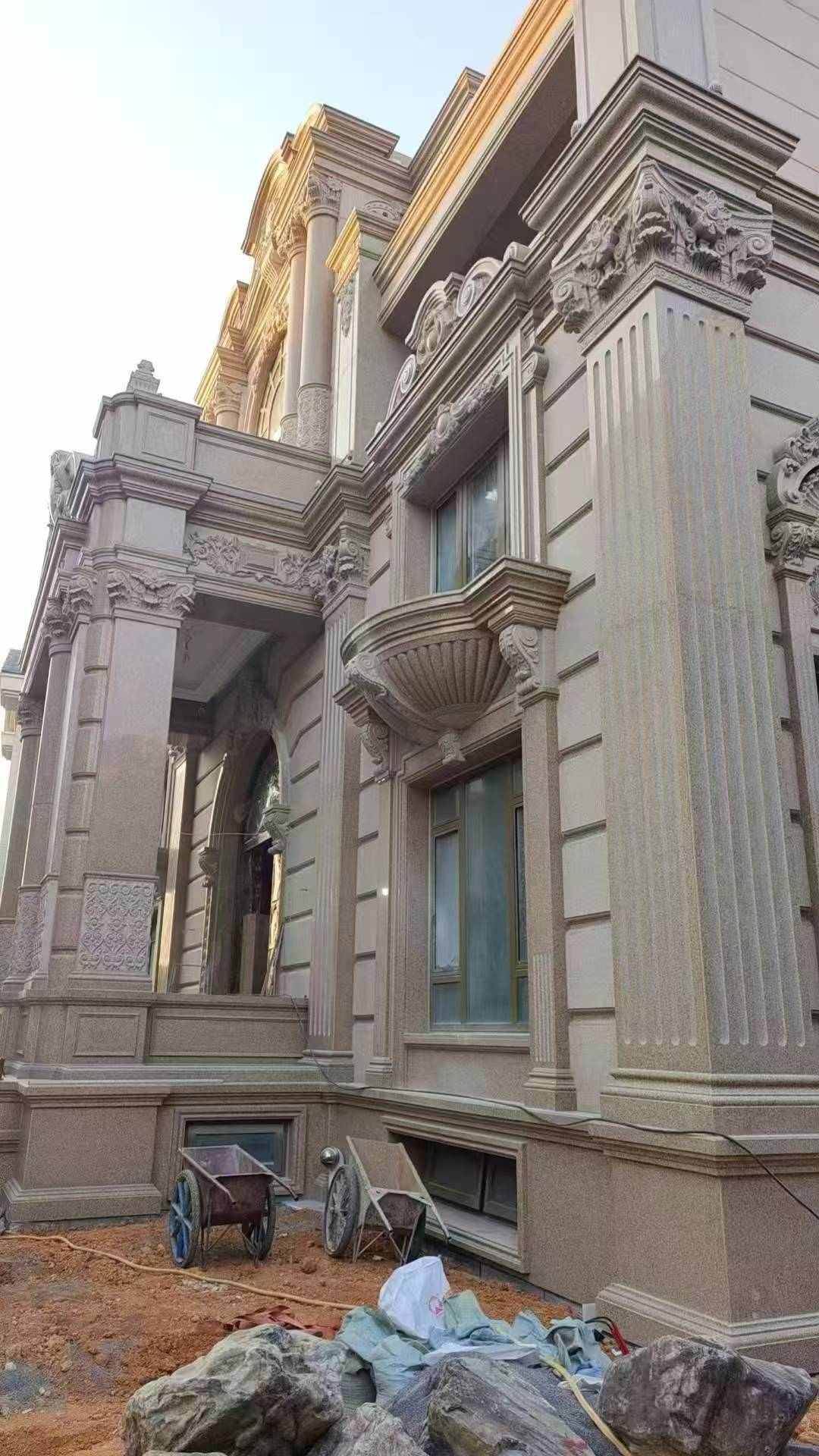 湖南 黄金麻花岗岩光面别墅外墙干挂施工完成