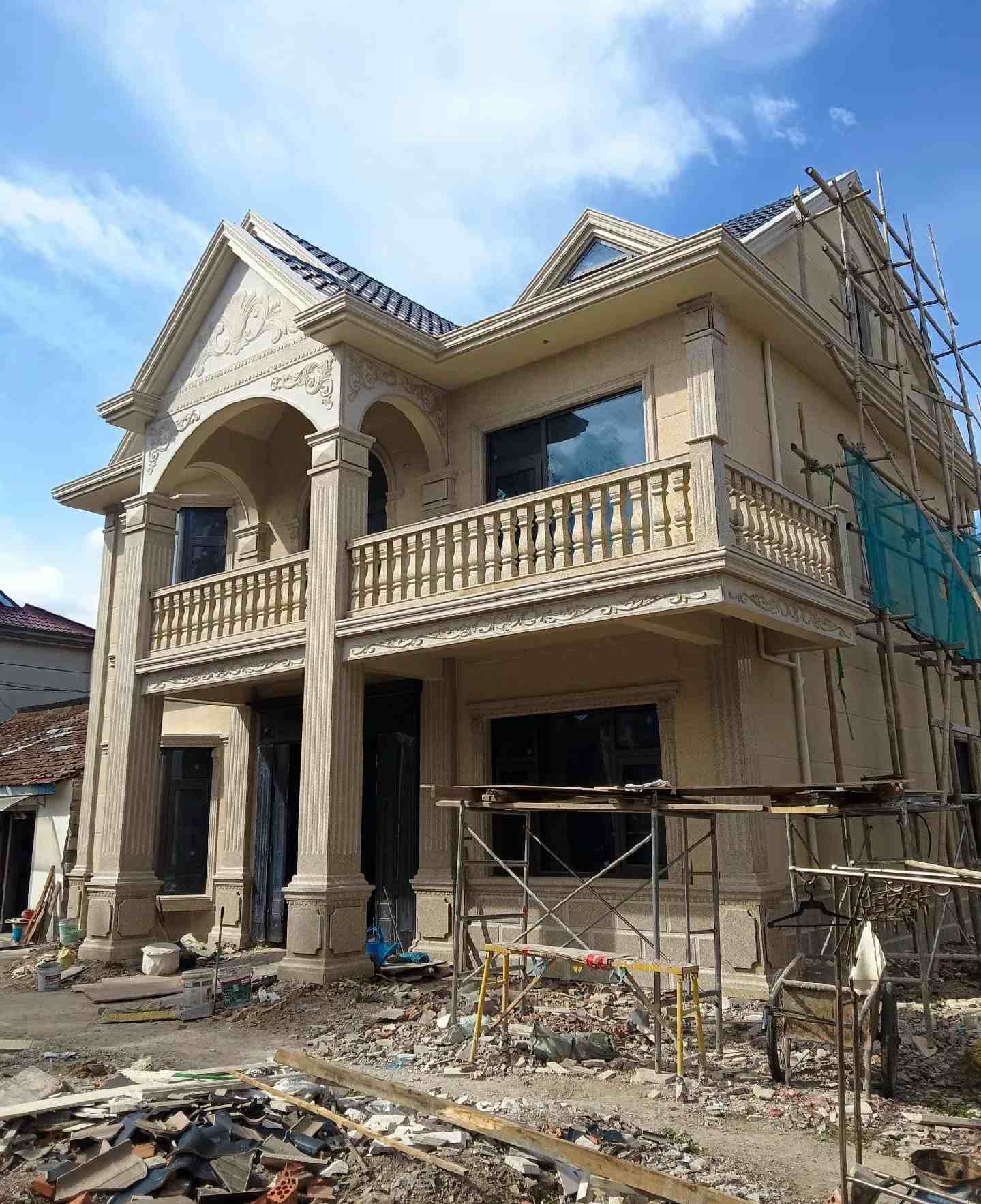 湖南 黄金麻花岗岩石材私人别墅雕花门楼柱阳台栏杆