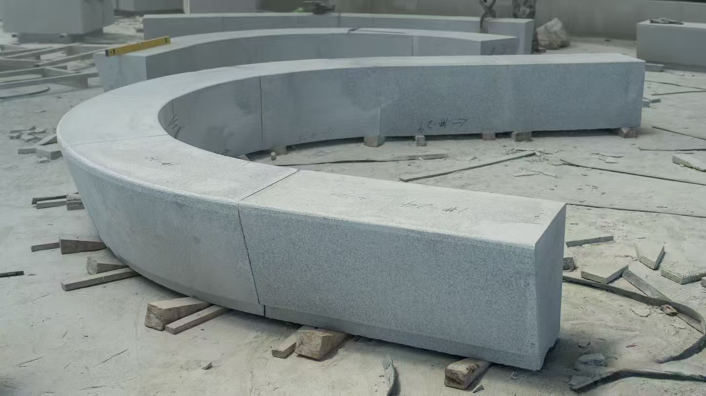 湖南 芝麻白花岗岩光面弧形坐凳