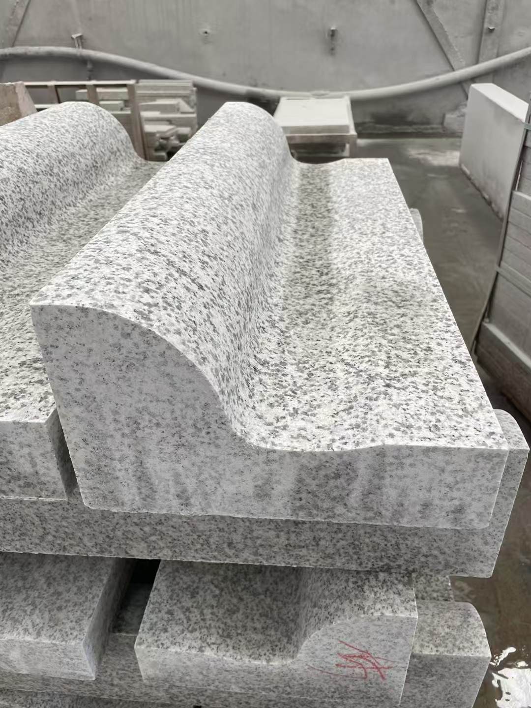 湖南 白麻花岗岩S型路沿石，路侧石，马路牙子等